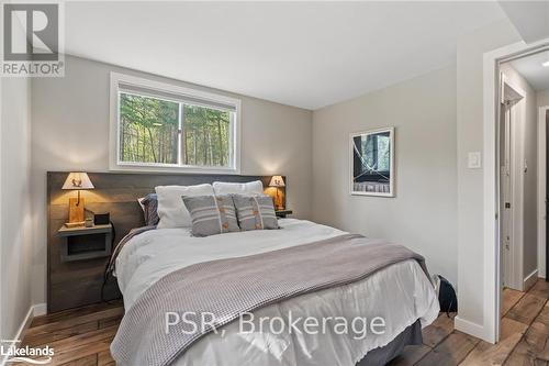 191 Chalet Crescent, Huntsville, ON - Indoor Photo Showing Bedroom