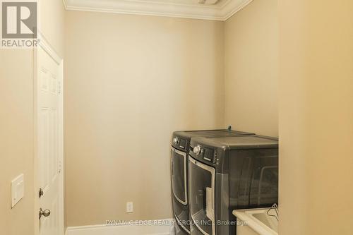 3121 Trailside Drive, Oakville, ON - Indoor Photo Showing Laundry Room