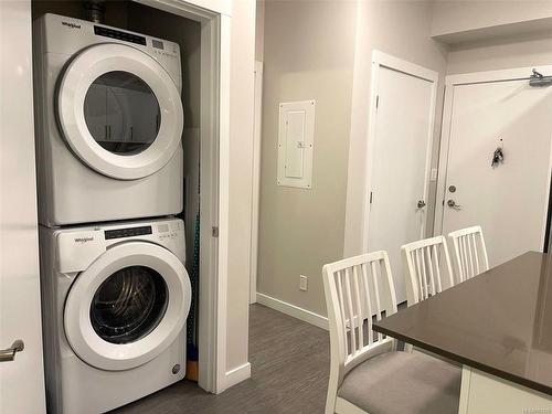 203-2843 Jacklin Rd, Langford, BC - Indoor Photo Showing Laundry Room