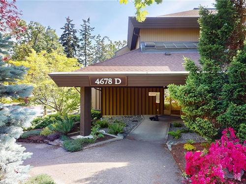 499D-4678 Elk Lake Dr, Saanich, BC - Outdoor