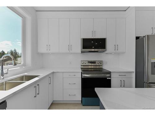 2190 Dodds Rd, Nanaimo, BC - Indoor Photo Showing Kitchen With Double Sink