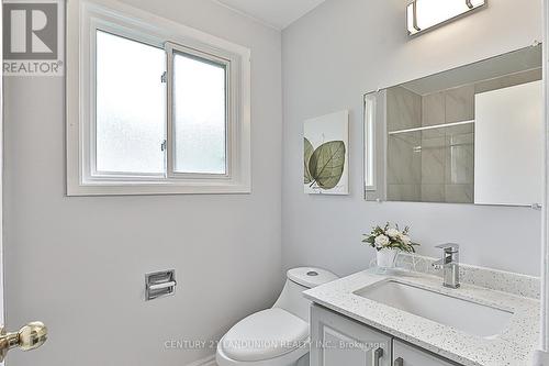 39 Ferrah Street, Markham, ON - Indoor Photo Showing Bathroom