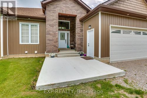 38812 Vienna Street, Central Huron, ON - Outdoor