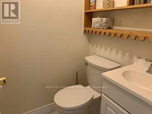 71 Bestview Drive, Toronto, ON - Indoor Photo Showing Bathroom