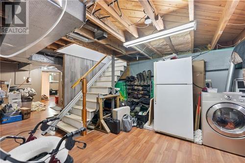 10 Hoffman Street, Petawawa, ON - Indoor Photo Showing Laundry Room