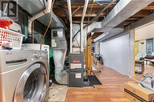 10 Hoffman Street, Petawawa, ON - Indoor Photo Showing Laundry Room