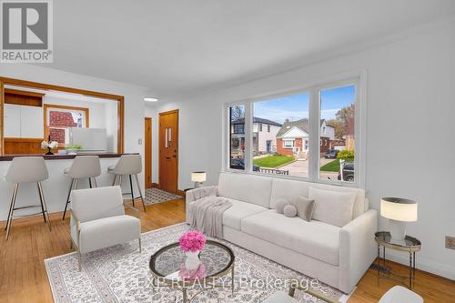 15 Burritt Road, Toronto, ON - Indoor Photo Showing Living Room