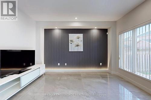 112 Alfred Paterson Drive, Markham, ON - Indoor Photo Showing Other Room