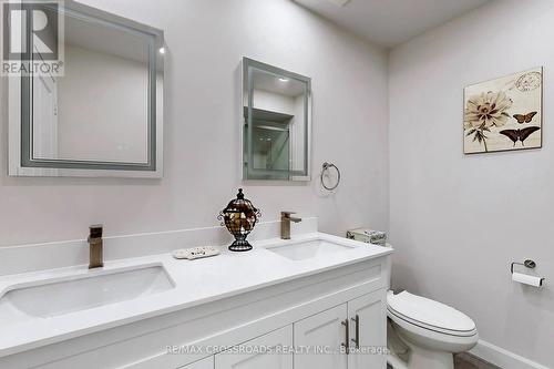 112 Alfred Paterson Drive, Markham, ON - Indoor Photo Showing Bathroom