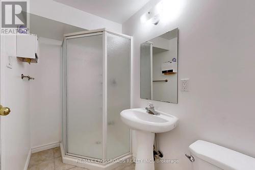 112 Alfred Paterson Drive, Markham, ON - Indoor Photo Showing Bathroom