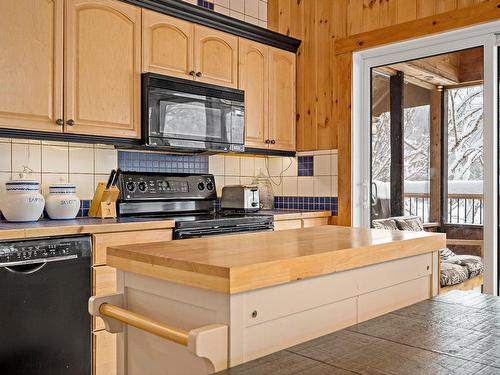 Cuisine - 205 Ch. Des Aigles, Nominingue, QC - Indoor Photo Showing Kitchen