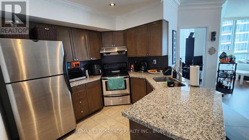 2702 - 228 Queens Quay W, Toronto, ON - Indoor Photo Showing Kitchen With Double Sink