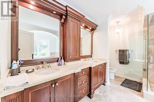 1227 Cleaver Drive, Oakville (Eastlake), ON - Indoor Photo Showing Bathroom