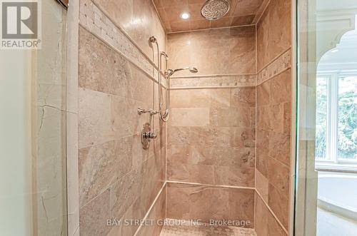 1227 Cleaver Drive, Oakville (Eastlake), ON - Indoor Photo Showing Bathroom