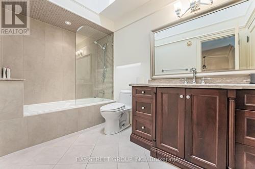 1227 Cleaver Drive, Oakville (Eastlake), ON - Indoor Photo Showing Bathroom