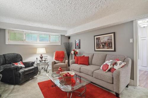 5195 Broughton Crescent, Burlington, ON - Indoor Photo Showing Living Room