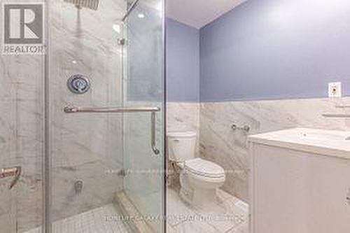 114 Slan Avenue, Toronto, ON - Indoor Photo Showing Bathroom