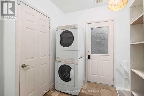6153 Osprey Boulevard, Mississauga, ON - Indoor Photo Showing Laundry Room