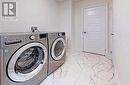 8758 Chickory Trail, Niagara Falls, ON  - Indoor Photo Showing Laundry Room 