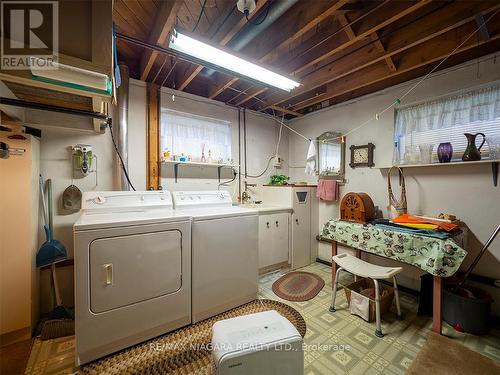 119 Ost Avenue, Port Colborne, ON - Indoor Photo Showing Laundry Room