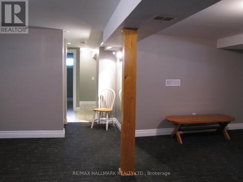 33 Newark Avenue, Hamilton, ON - Indoor Photo Showing Other Room