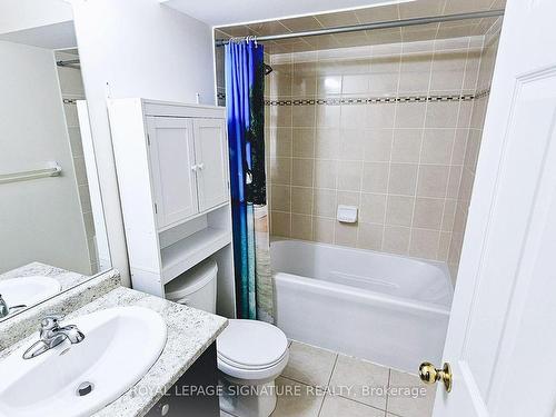 10 Keith Cres, Niagara-On-The-Lake, ON - Indoor Photo Showing Bathroom