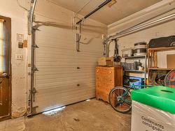 Garage - 