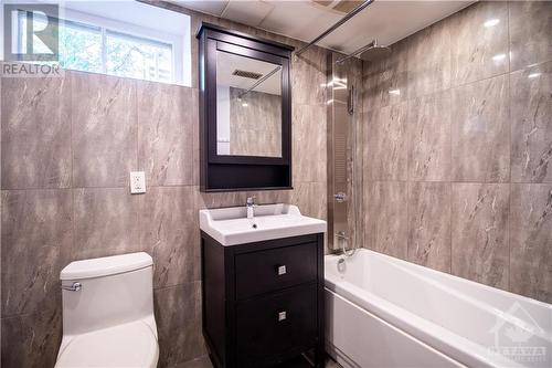 Basement Bathroom - 2543 Kaladar Avenue, Ottawa, ON - Indoor Photo Showing Bathroom