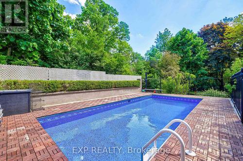 1582 Stavebank Road, Mississauga, ON - Outdoor With In Ground Pool With Backyard