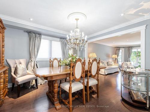 6276 Donway Dr, Mississauga, ON - Indoor Photo Showing Dining Room