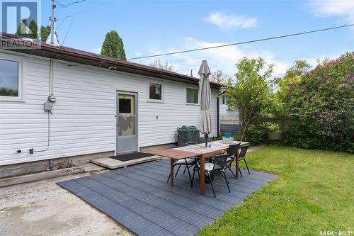 304 8Th Avenue E, Watrous, SK - Outdoor With Exterior