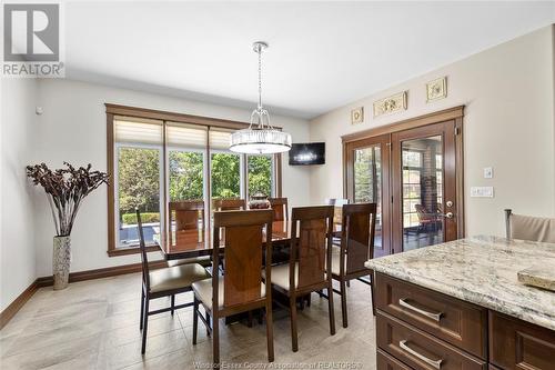 2835 Piccadilly, Tecumseh, ON - Indoor Photo Showing Dining Room