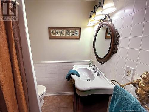 96 Leinster Street, Saint John, NB - Indoor Photo Showing Bathroom