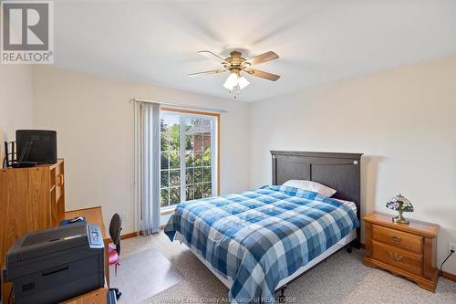 4521 Hunt Club Crescent, Windsor, ON - Indoor Photo Showing Bedroom