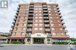 314 CENTRAL PARK DRIVE UNIT#101  Ottawa, ON K2C 4G4