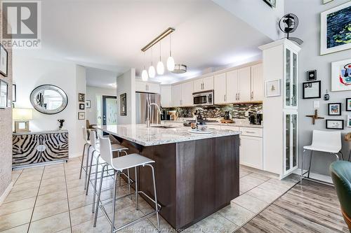 9 Montego Bay Crescent, Kingsville, ON - Indoor Photo Showing Kitchen With Upgraded Kitchen