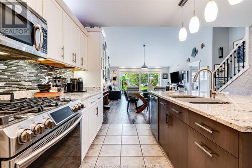 9 Montego Bay Crescent, Kingsville, ON - Indoor Photo Showing Kitchen With Upgraded Kitchen