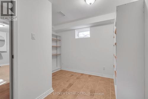 53 Bromley Crescent, Brampton, ON - Indoor