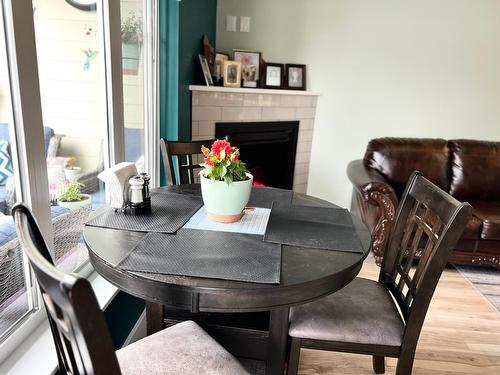 315 - 5570 Broadwater Rd, Castlegar, BC - Indoor Photo Showing Dining Room