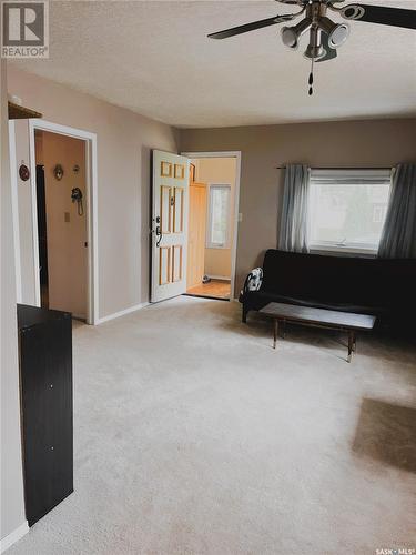 959 Hall Street W, Moose Jaw, SK - Indoor Photo Showing Other Room