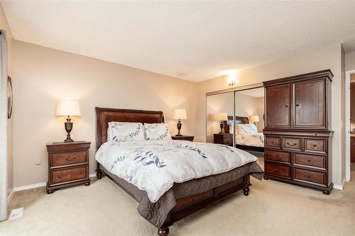 54 Hawstead Road, Winnipeg, MB - Indoor Photo Showing Bedroom