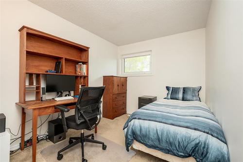 54 Hawstead Road, Winnipeg, MB - Indoor Photo Showing Other Room