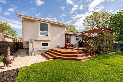 54 Hawstead Road, Winnipeg, MB - Outdoor With Deck Patio Veranda With Exterior