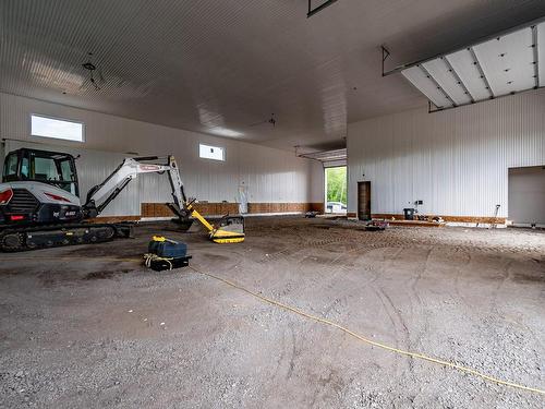 Interior - 8055 Rue Maurice-Guillemette, Bécancour, QC - Indoor Photo Showing Garage