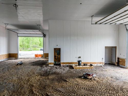 Interior - 8055 Rue Maurice-Guillemette, Bécancour, QC - Indoor Photo Showing Garage