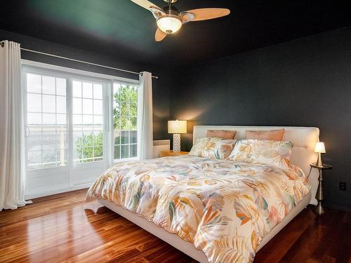 Master bedroom - 212 10E Avenue, Saint-Anicet, QC - Indoor Photo Showing Bedroom