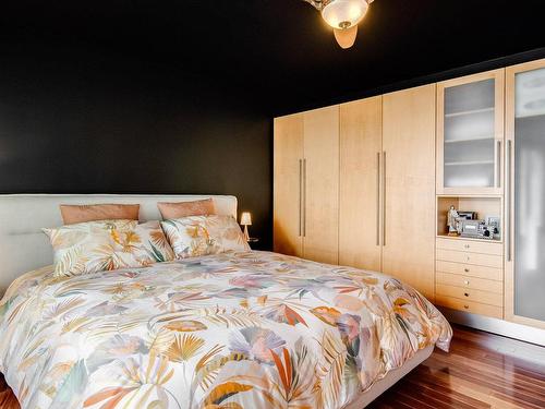 Master bedroom - 212 10E Avenue, Saint-Anicet, QC - Indoor Photo Showing Bedroom
