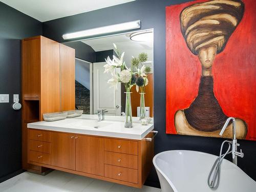 Bathroom - 212 10E Avenue, Saint-Anicet, QC - Indoor Photo Showing Bathroom