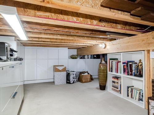 Storage - 212 10E Avenue, Saint-Anicet, QC - Indoor Photo Showing Basement