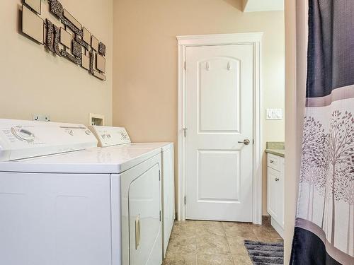 2240 Jackson Ave, Merritt, BC - Indoor Photo Showing Laundry Room